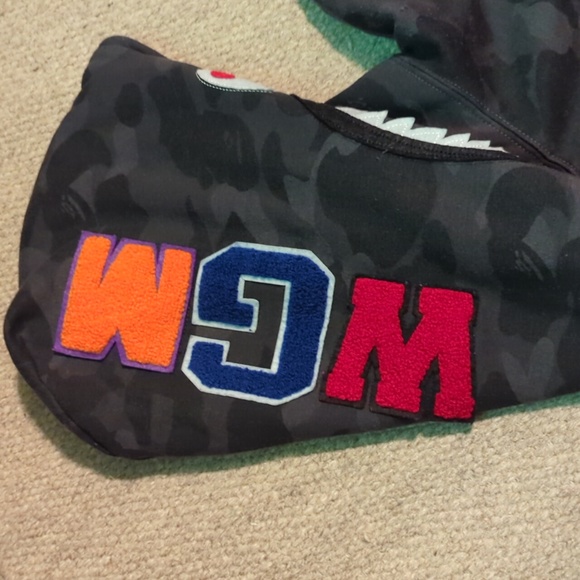 BAPE camo shark full zip hoodie Black A Bathing Ape Size medium - Picture 6 of 14